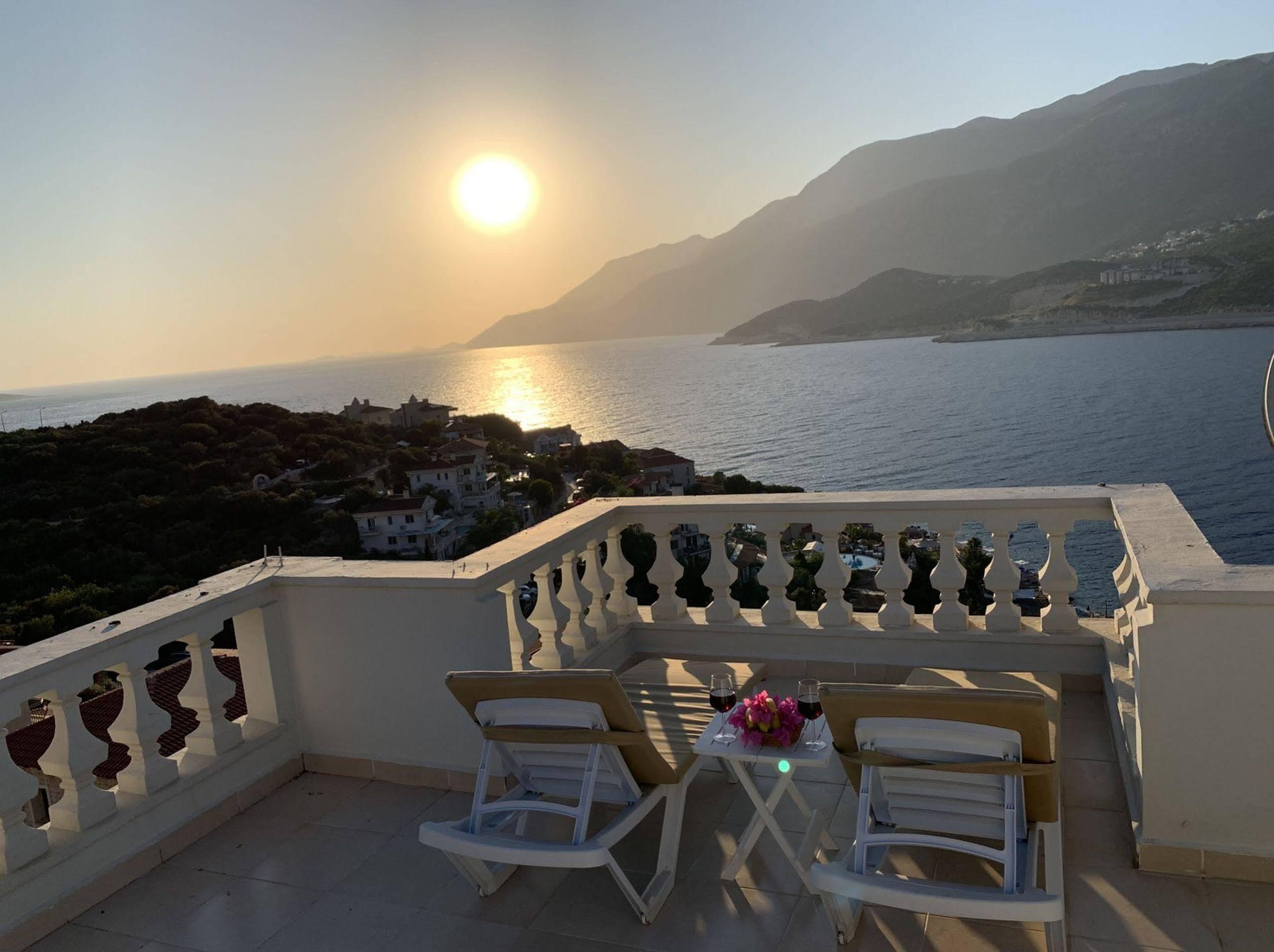 Duesler Evim Butik Otel Kaş Exterior photo